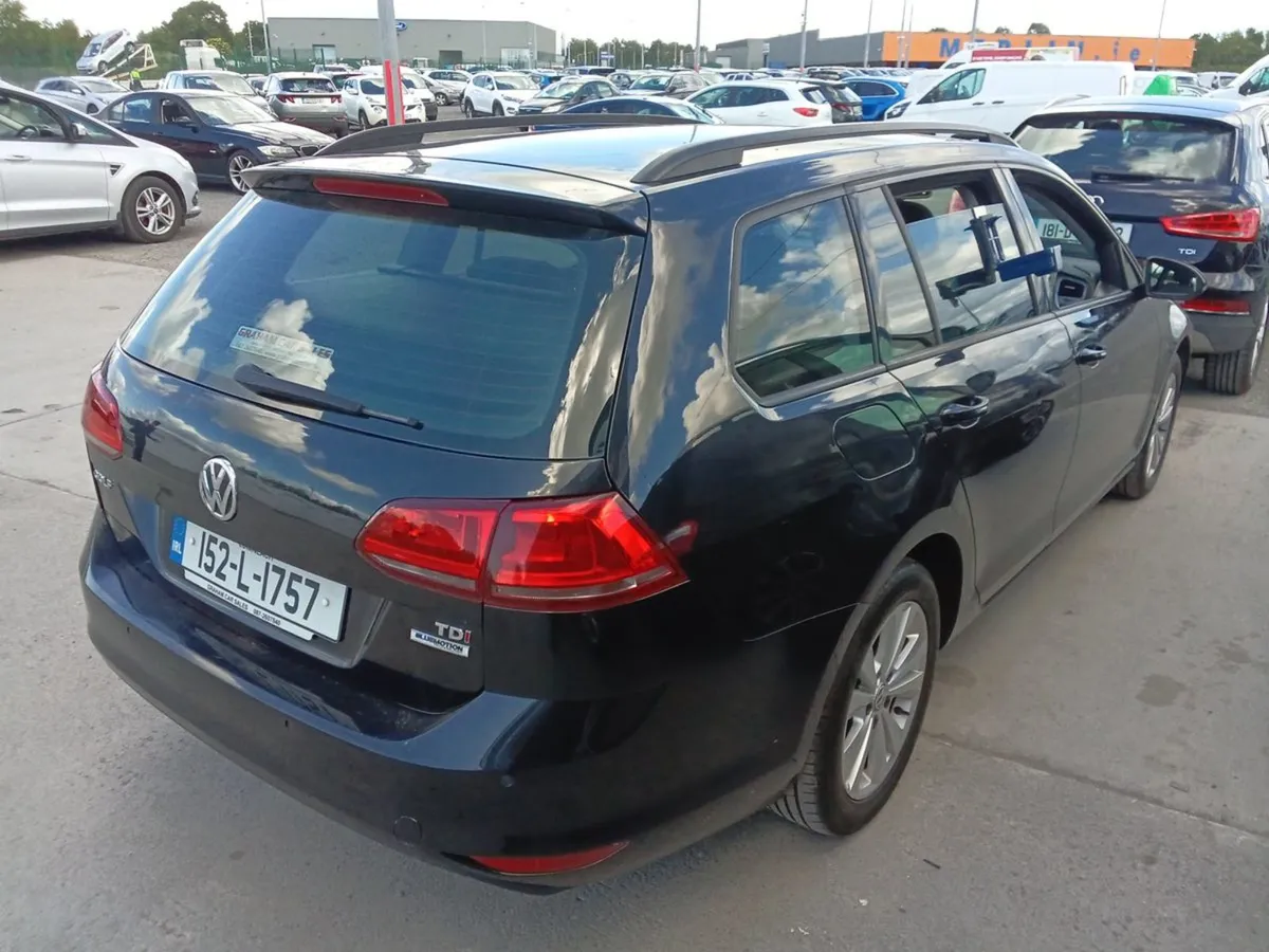 Volkswagen Golf Cline 1.6 TDI M5F 110HP Estate - Image 4