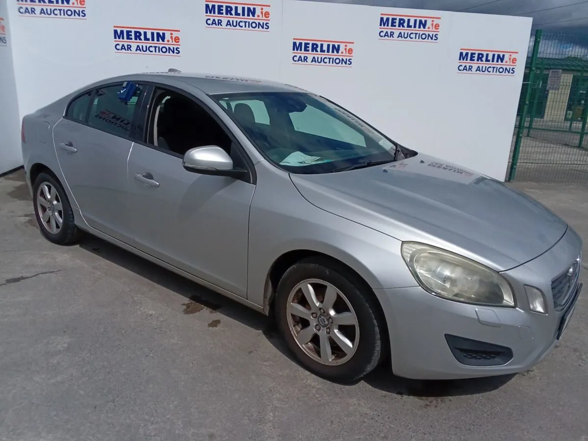 Volvo S60 D3 2.0d ES My11 6 SPD - Image 2