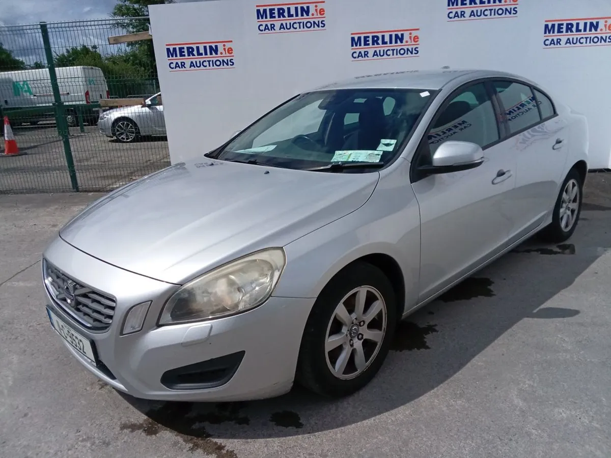 Volvo S60 D3 2.0d ES My11 6 SPD - Image 3