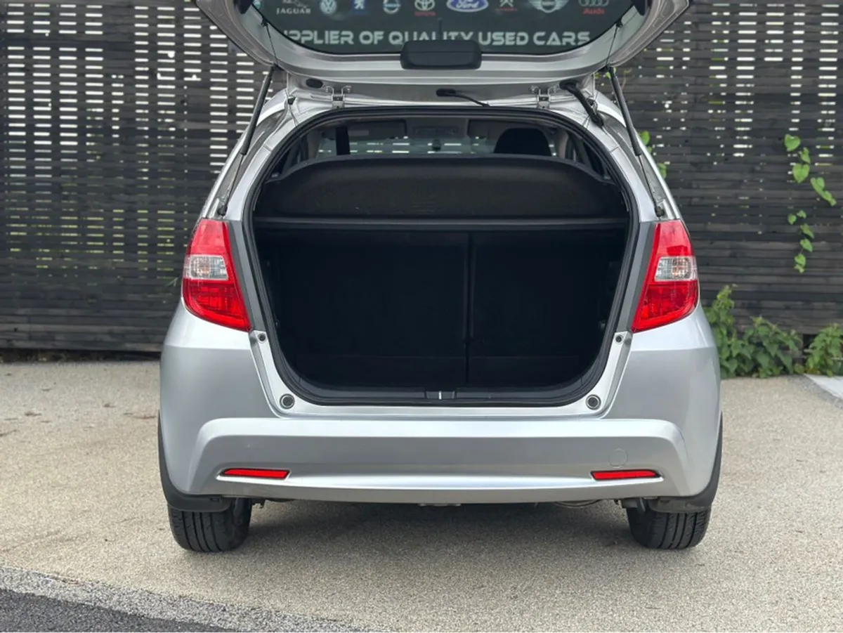 Honda Jazz 1.4 I V-tec ES 5DR Vtec ES - Image 4