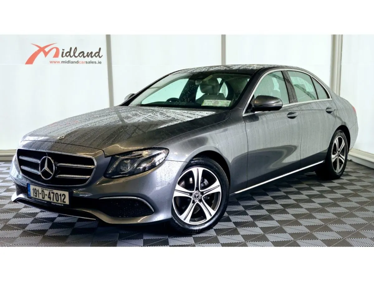 Mercedes-Benz E-Class E220d Premium  huge Spec be
