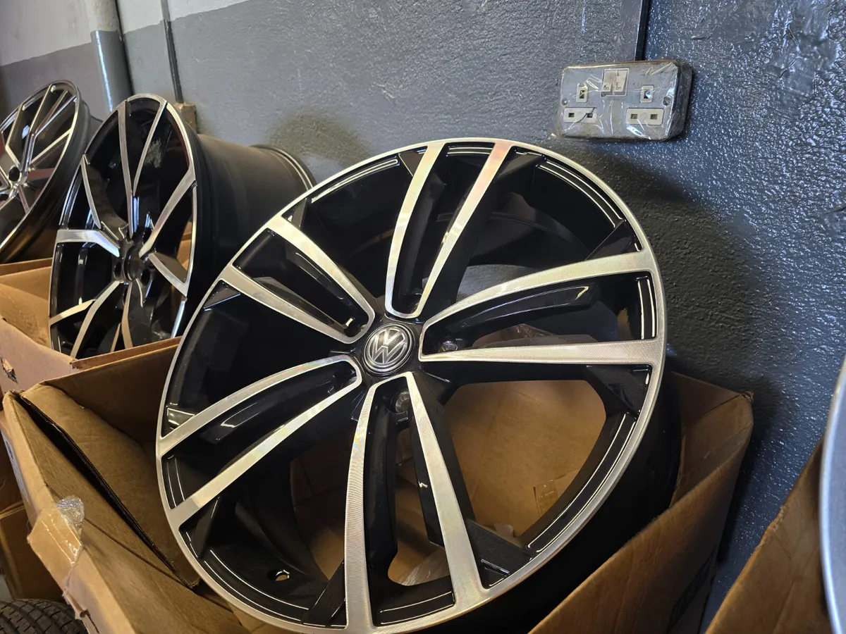 **Special** 19" Volkswagen GTD Style - Image 1