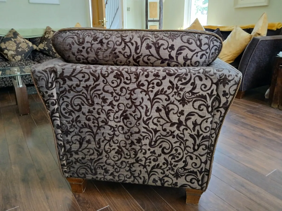 Quality One Seater. €150 - Image 3