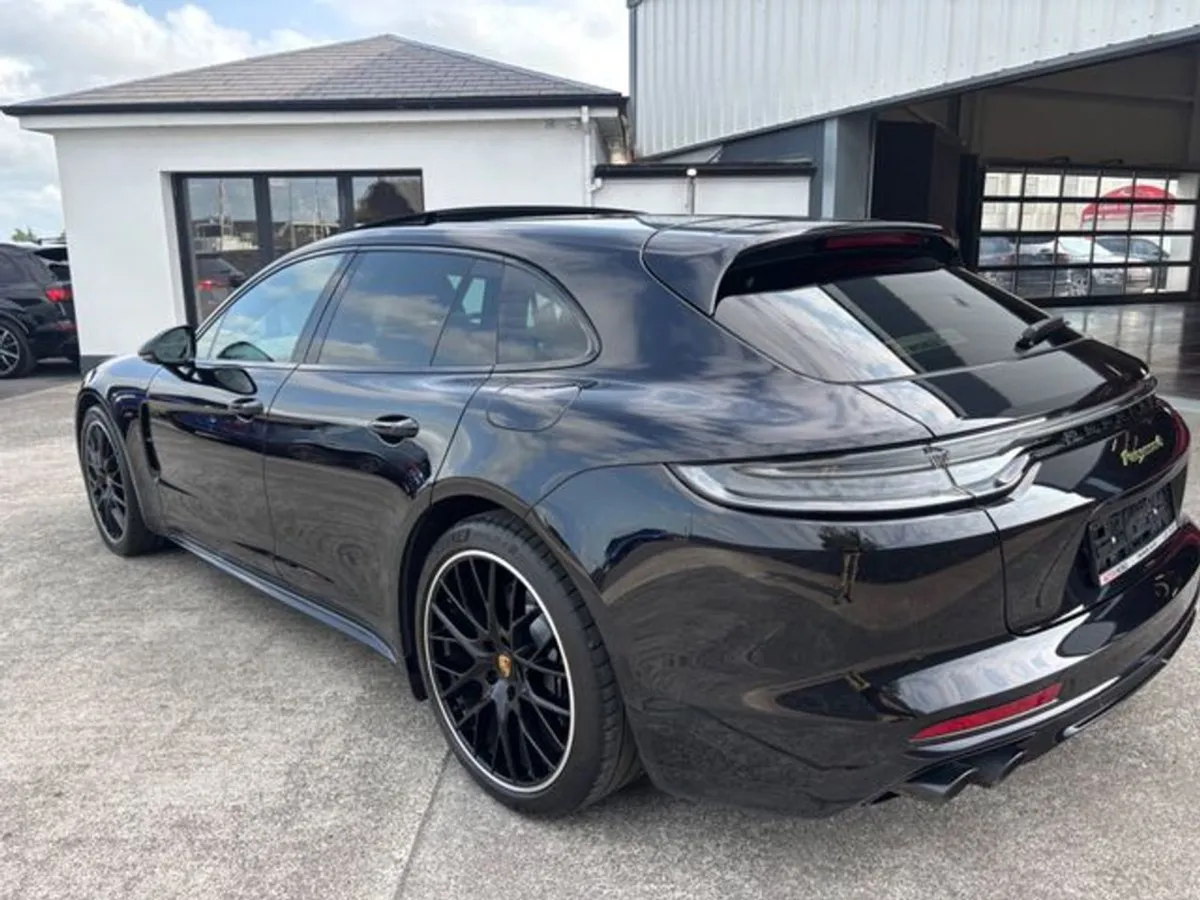Porsche Panamera 2.9 V6 E-hybrid 4 Platinum Editi - Image 4