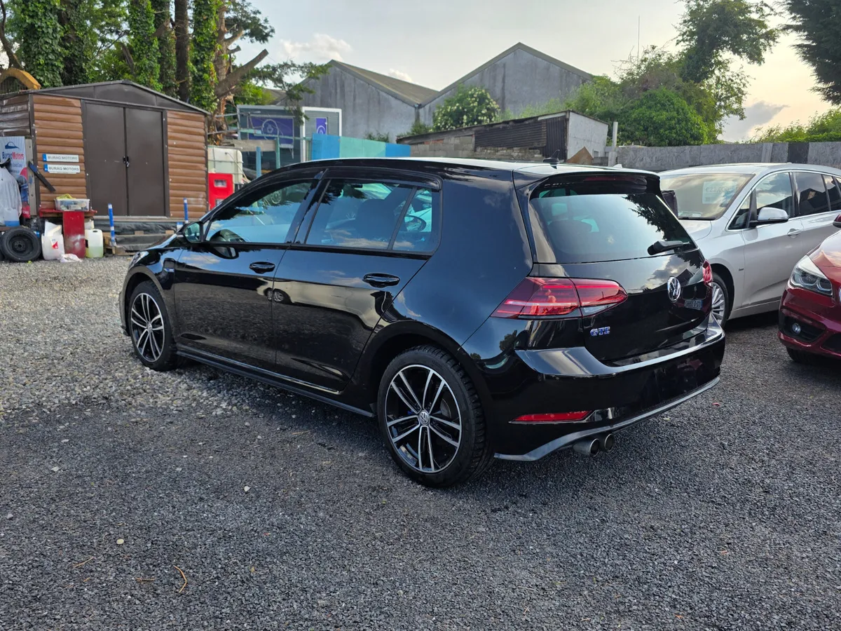 Volkswagen Golf GTE 1.4L Plug-in Hybrid | Black - Image 3