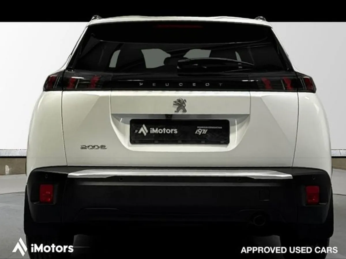 Peugeot 2008 Allure 1.2 100 6.4 4DR - Image 4