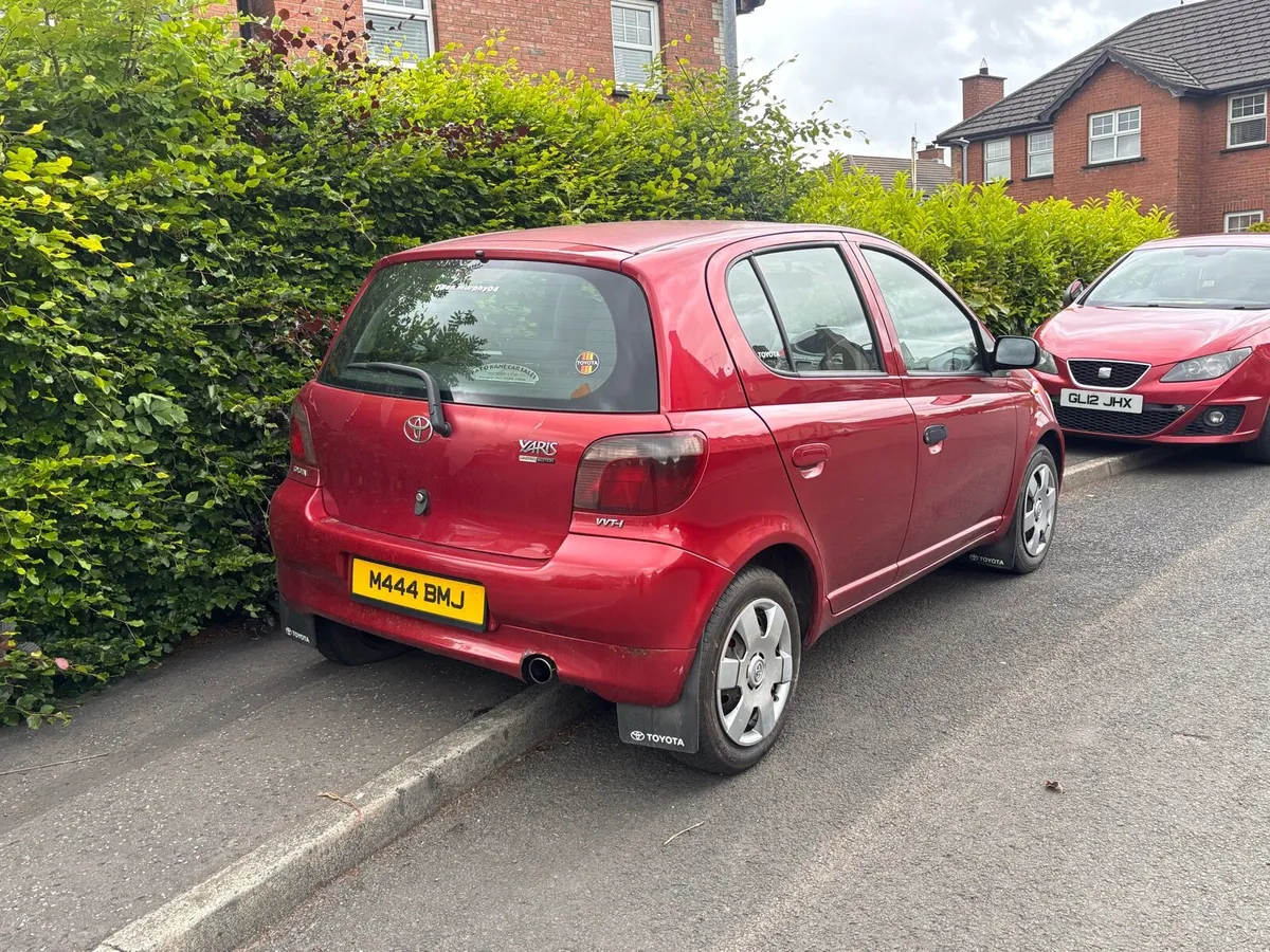 2002 Toyota Yaris - Image 3