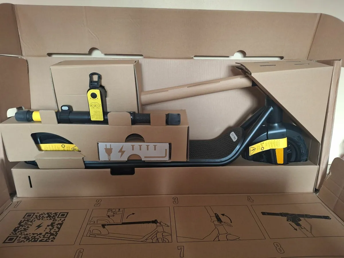 Electric Scooter Pure Air Brand New - Image 3