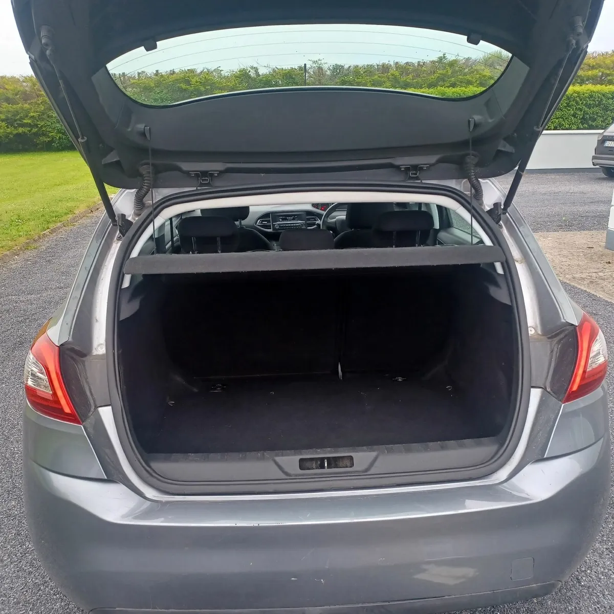 Peugeot 308 2016 1.6 Diesel - Image 4