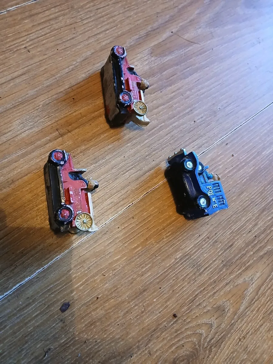 Antique toys - Image 1