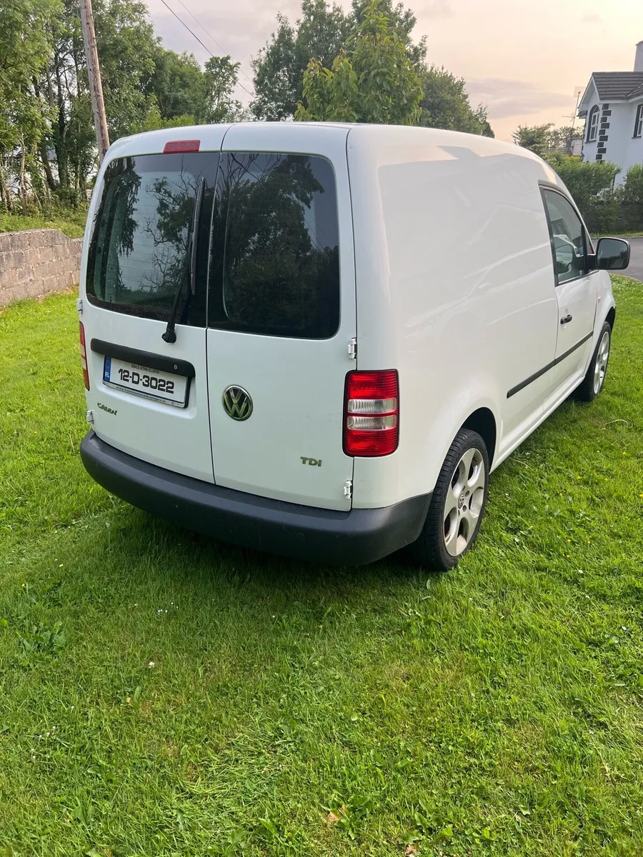 Volkswagen Caddy 2012 - Image 4