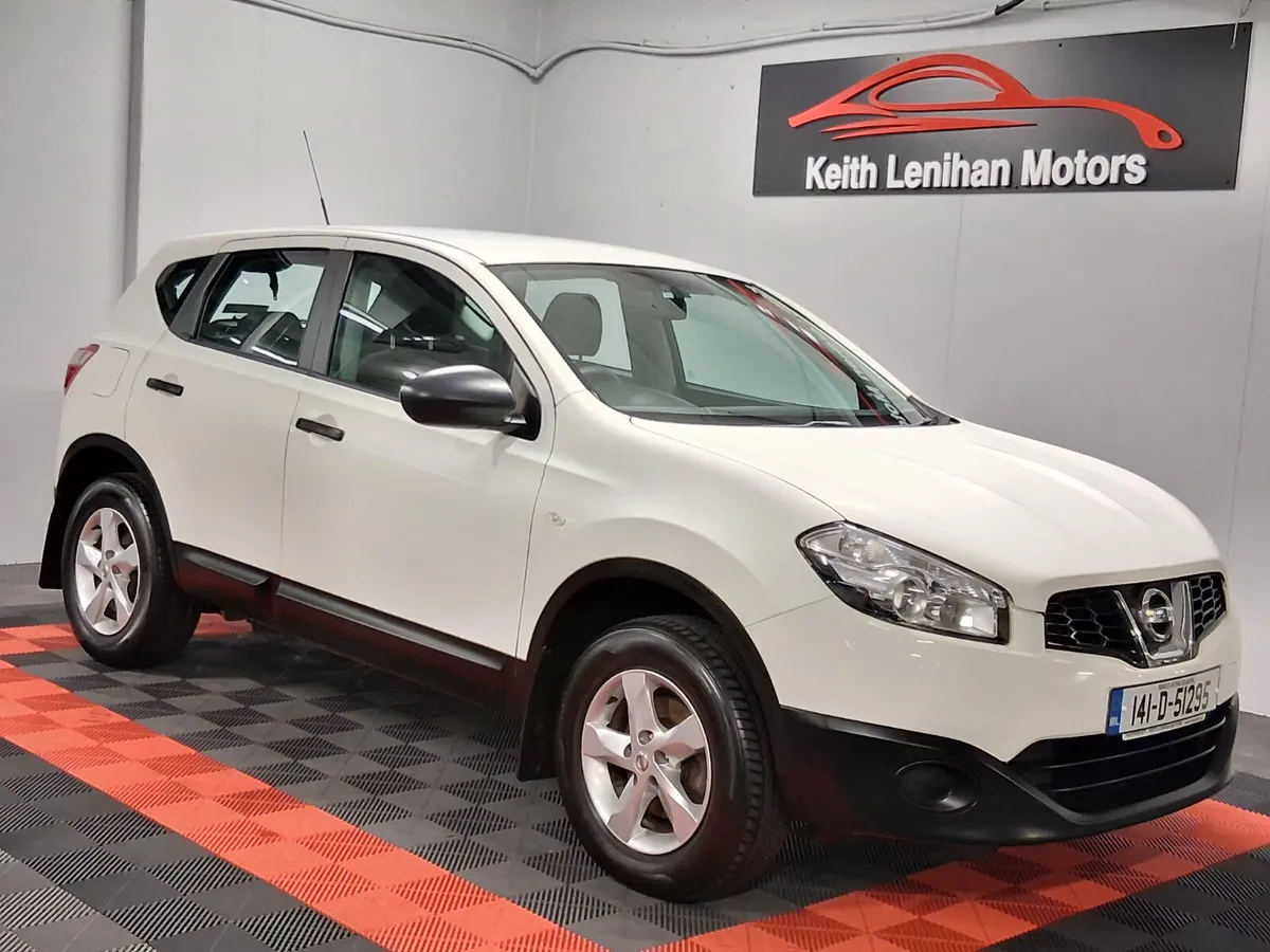 2014 Nissan Qashqai **LOW MILES** - Image 3