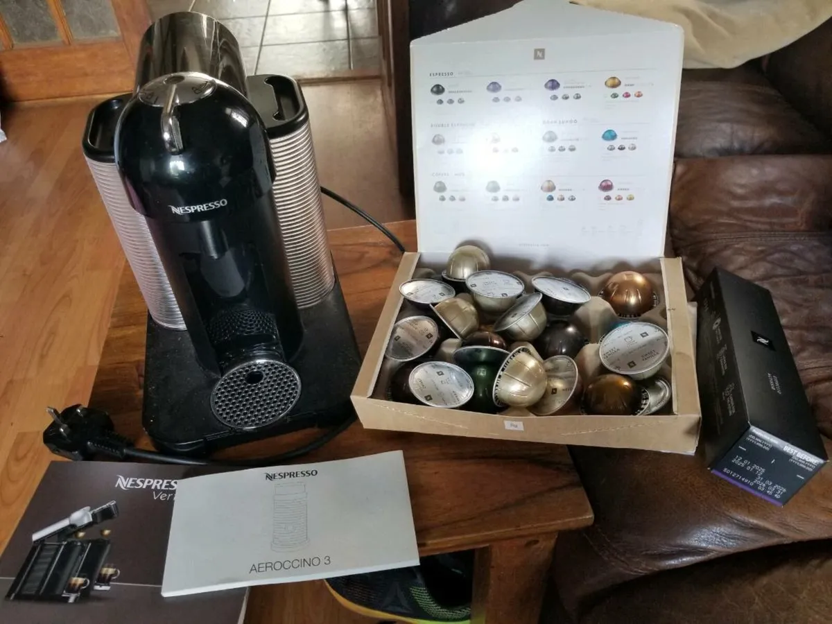 Nespresso coffee machine and nespresso coffee pods - Image 1