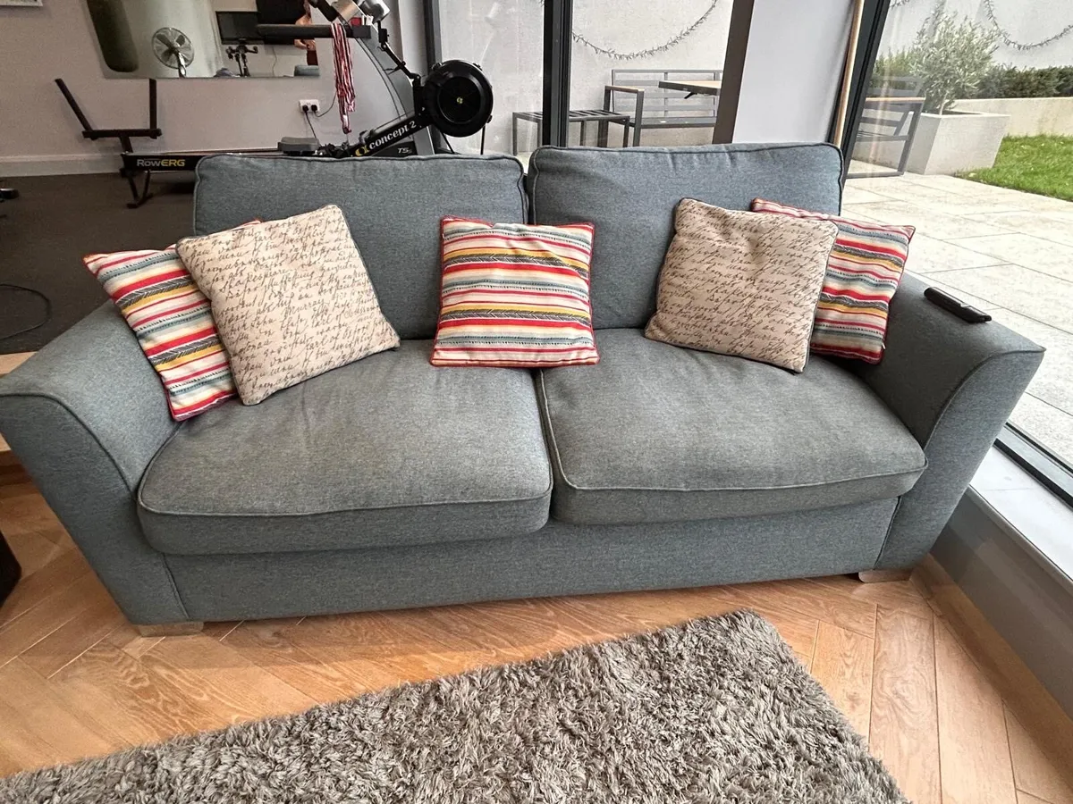 Sofa / couch 3 seater teal - great condition - Image 1