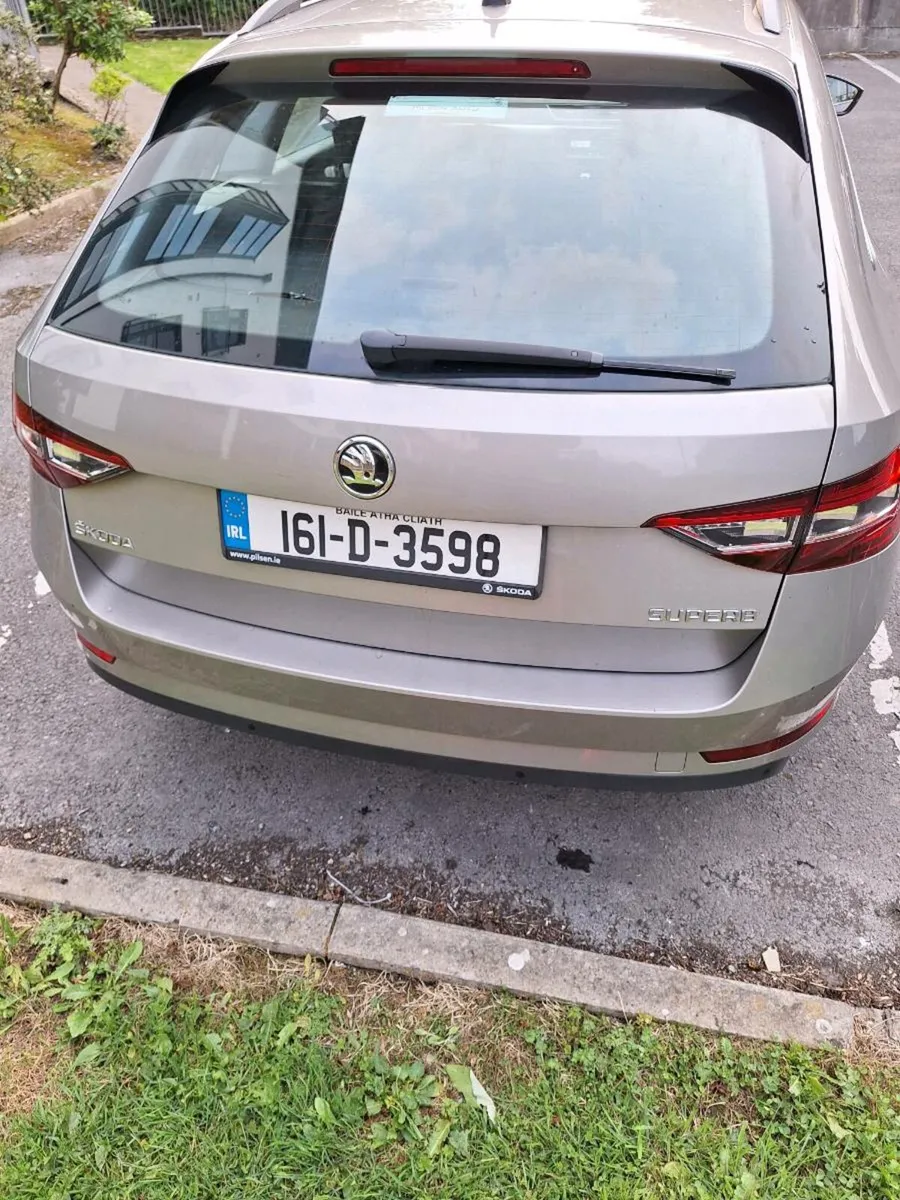 2016 Skoda Superb 2.0 Tdi 150bhp - Image 4