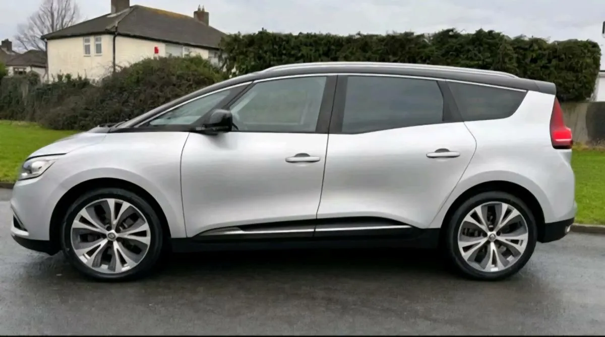 Renault Scenic - Image 3