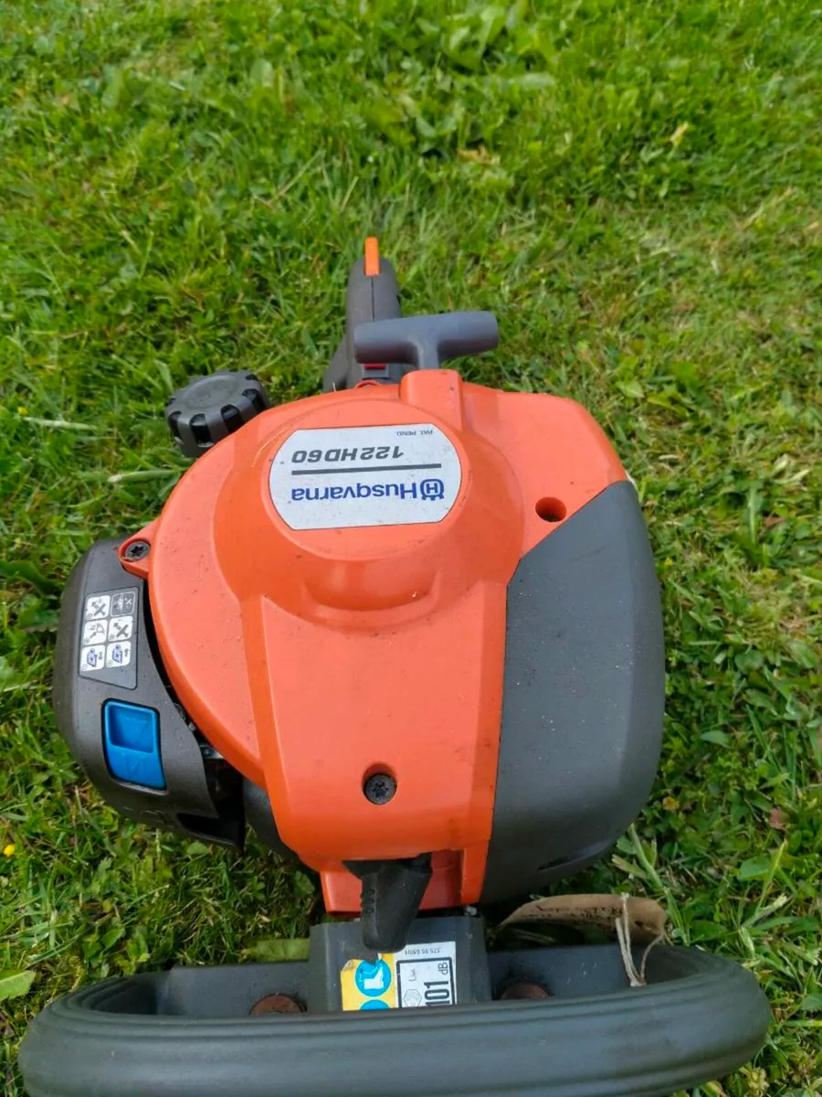 Husqvarna Hedge Trimmer - Image 1