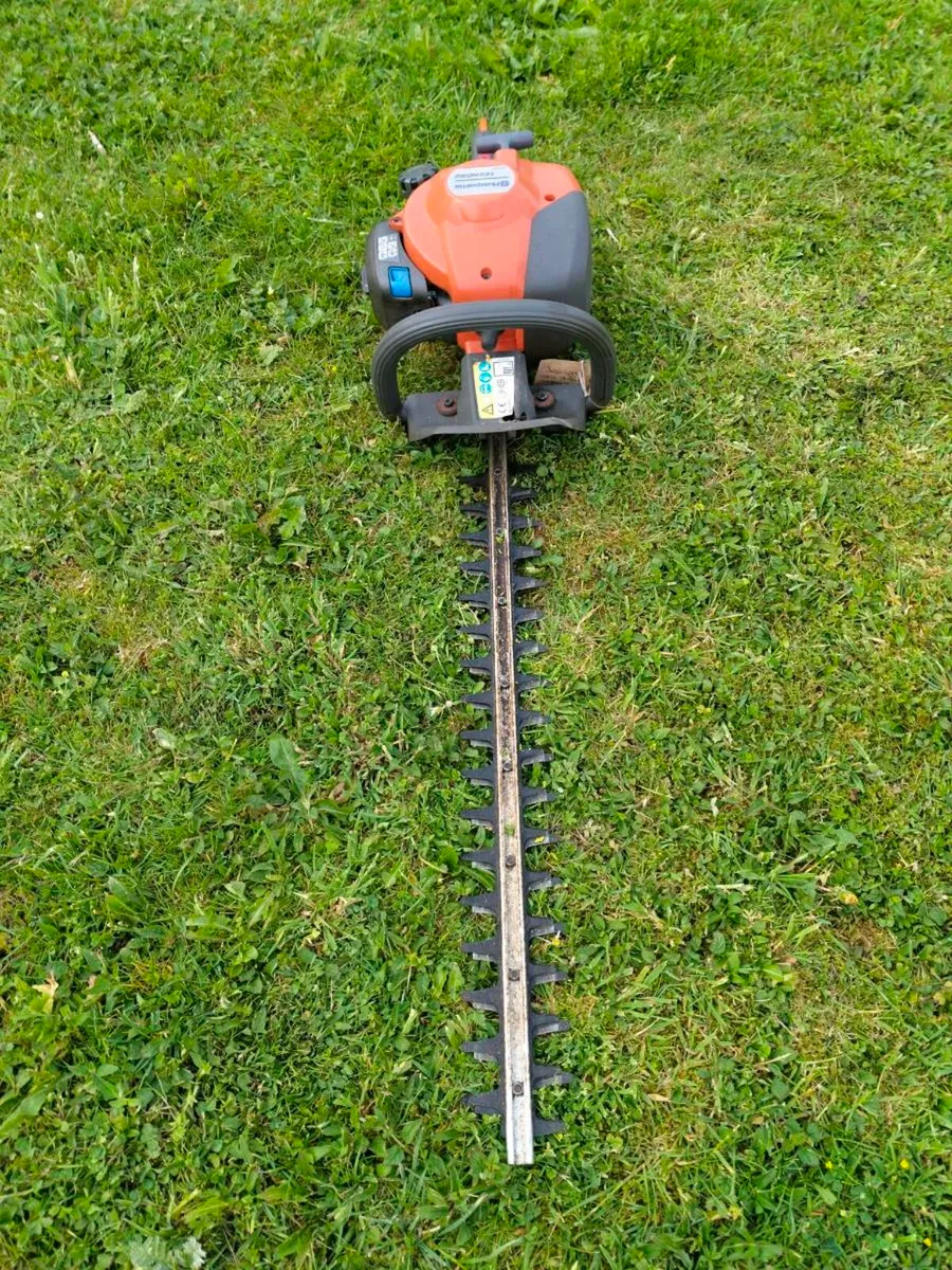 Husqvarna Hedge Trimmer - Image 2