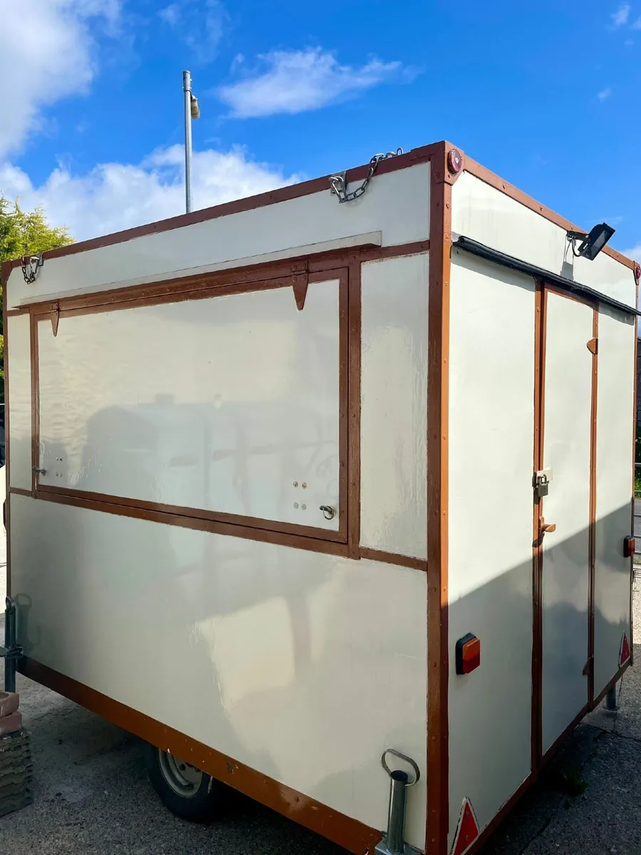 Food trailer truck - Image 2