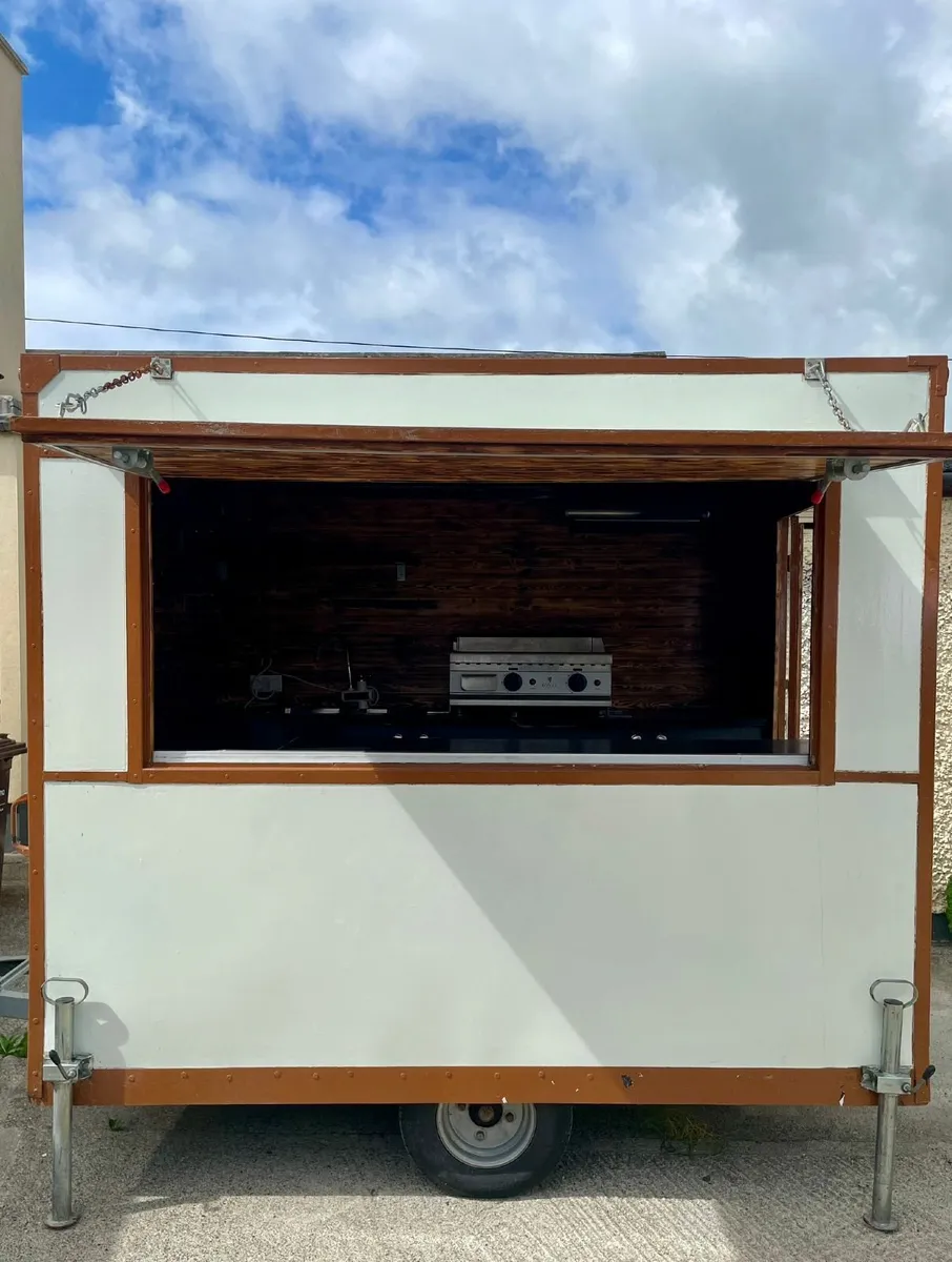 Food trailer truck - Image 3
