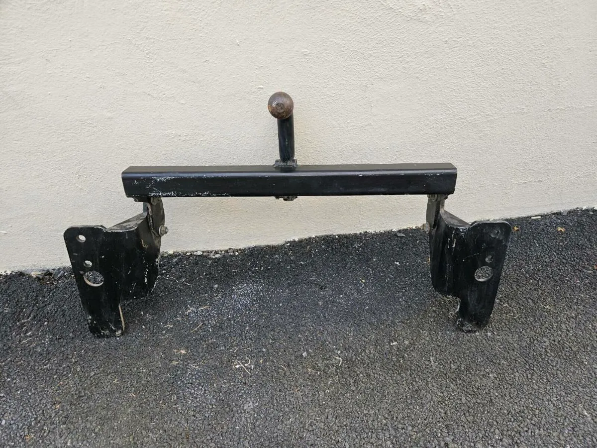 Hitch for 2012 toyota corolla - Image 1