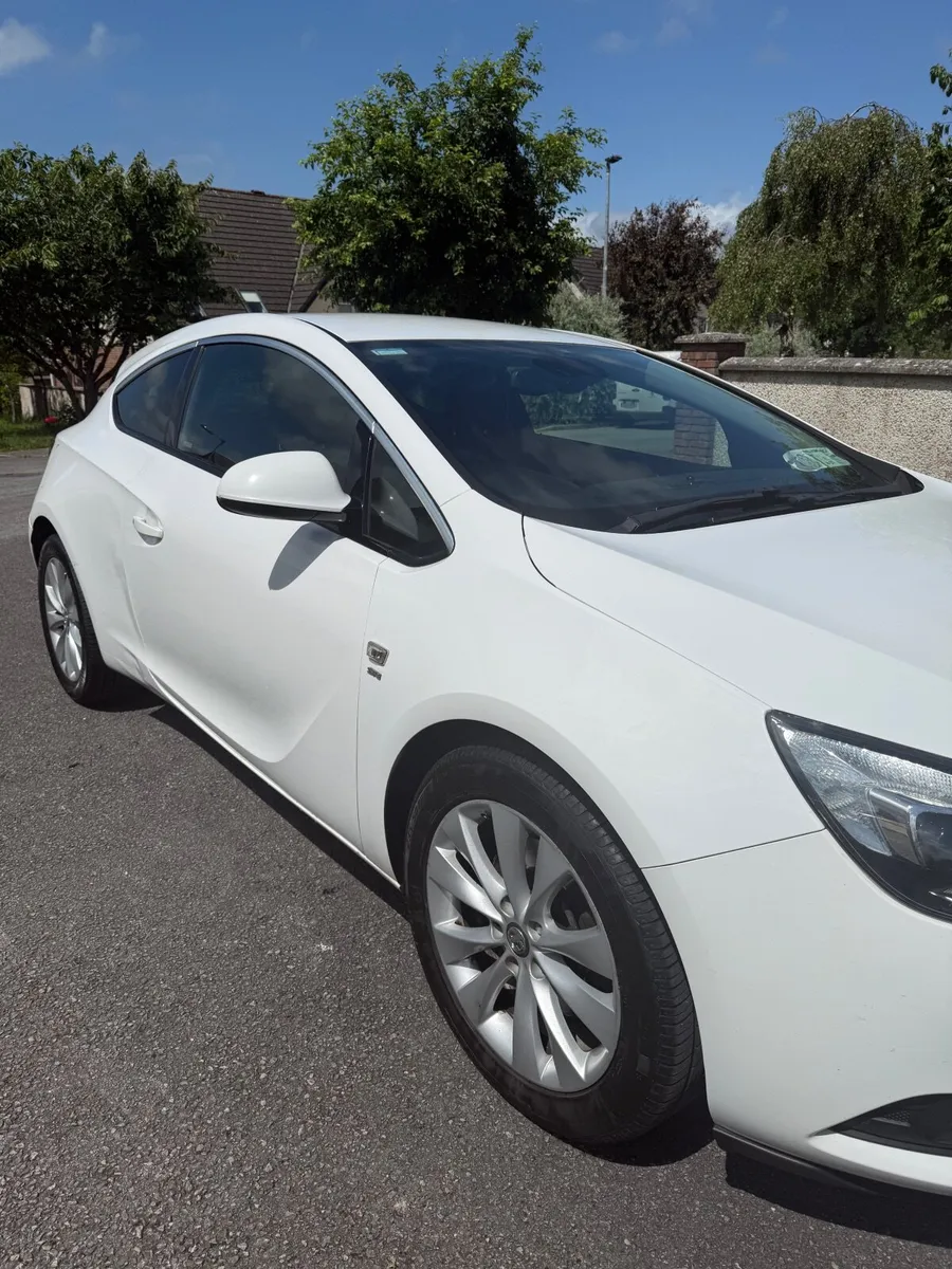 Vauxhall Astra 2016 - Image 1