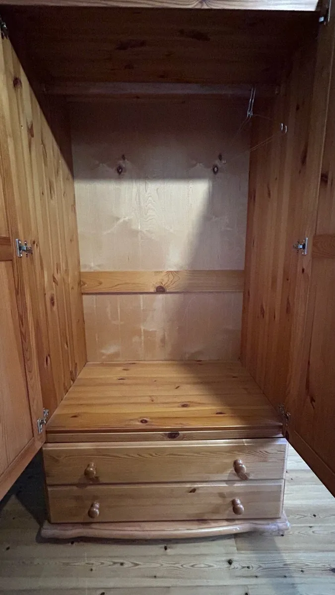 Wardrobe - Image 2