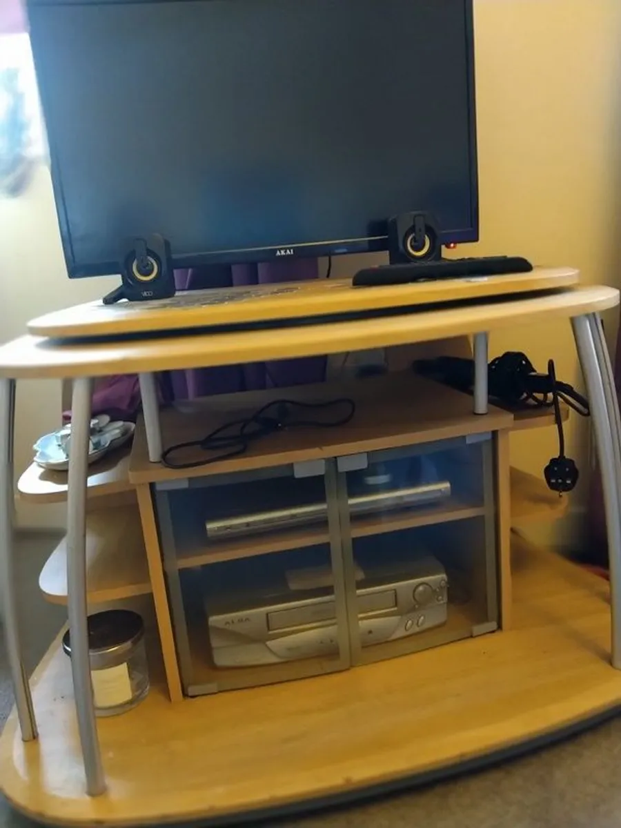 Smart TV 28 inch - Image 3