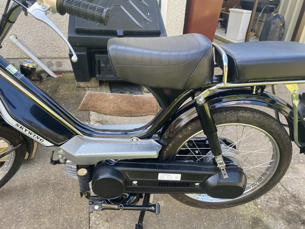 Easy Rider Moped - Image 4