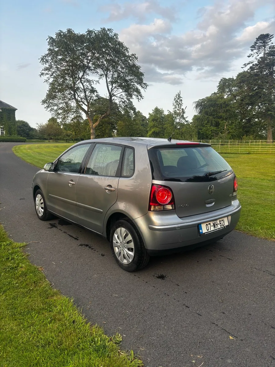 Volkswagen polo - Image 4