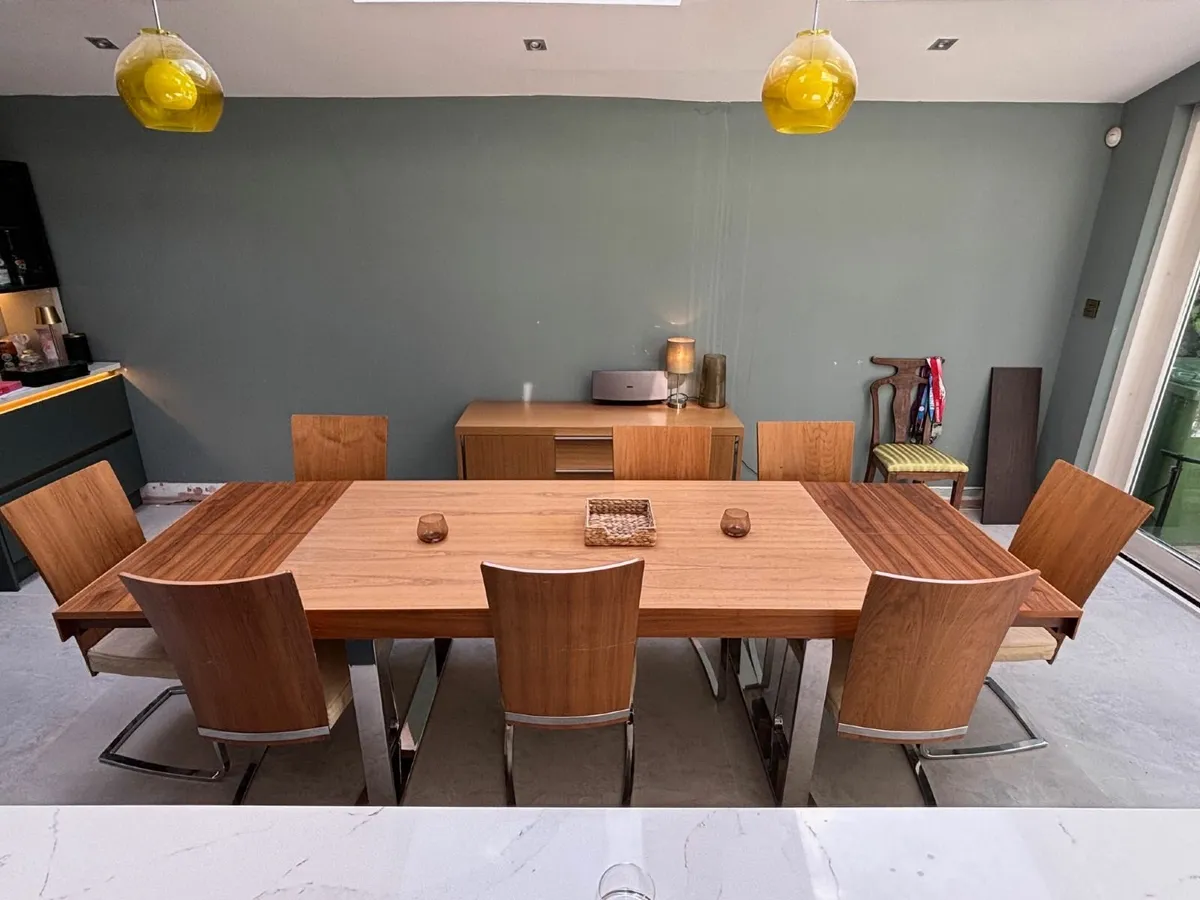 Dining Table, 8 Chairs and matching side board - Image 2