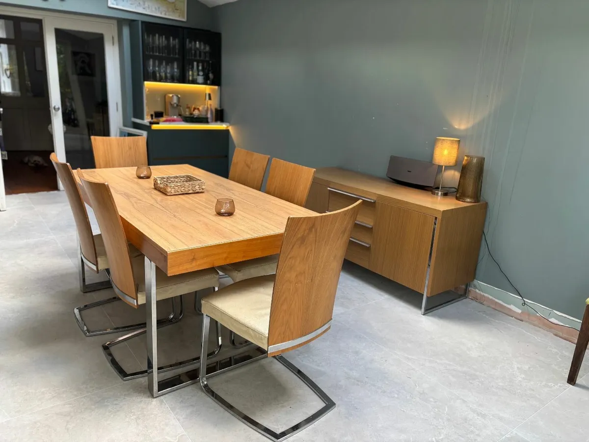 Dining Table, 8 Chairs and matching side board - Image 1