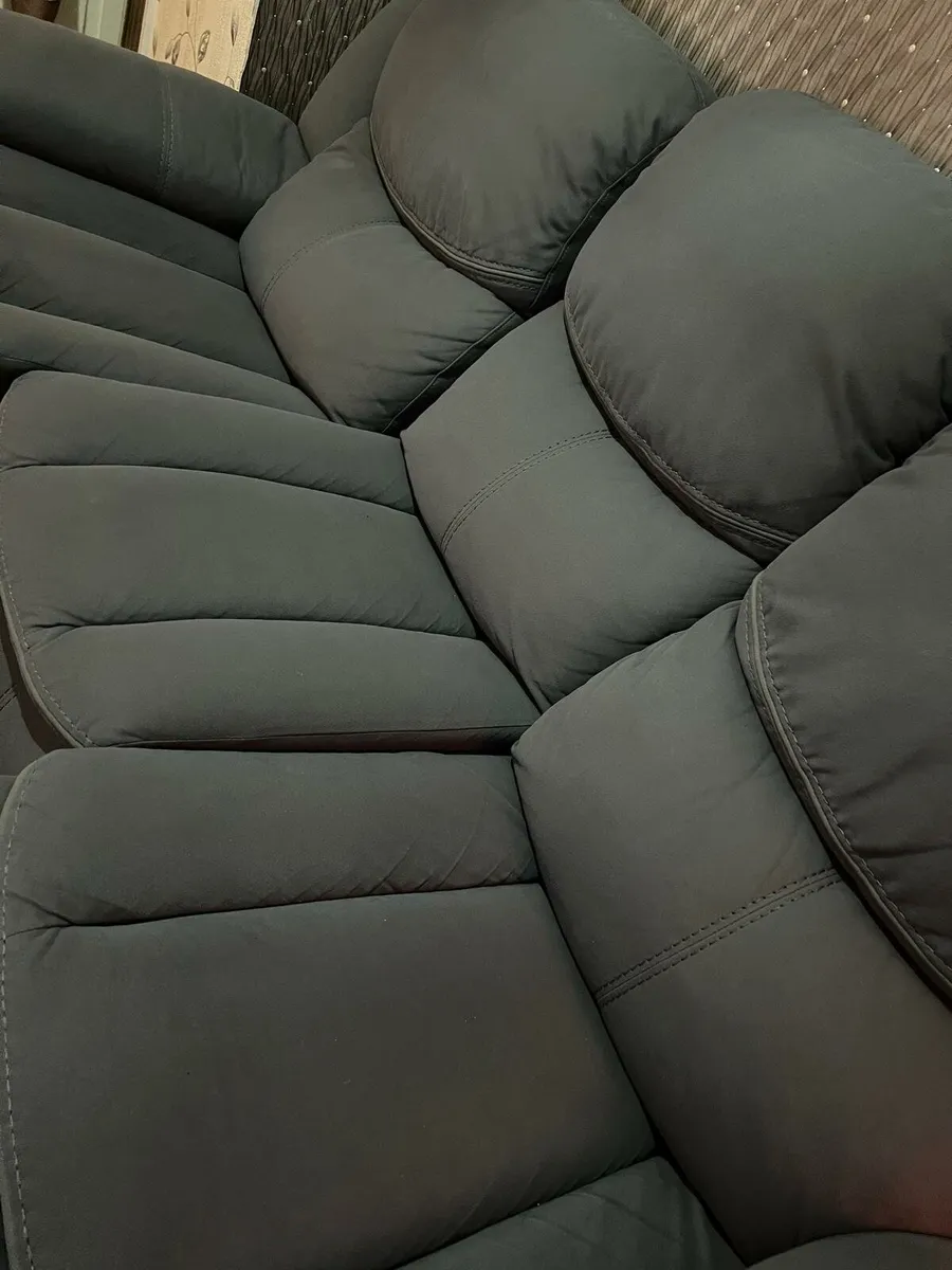 3 seat sofa - Image 3
