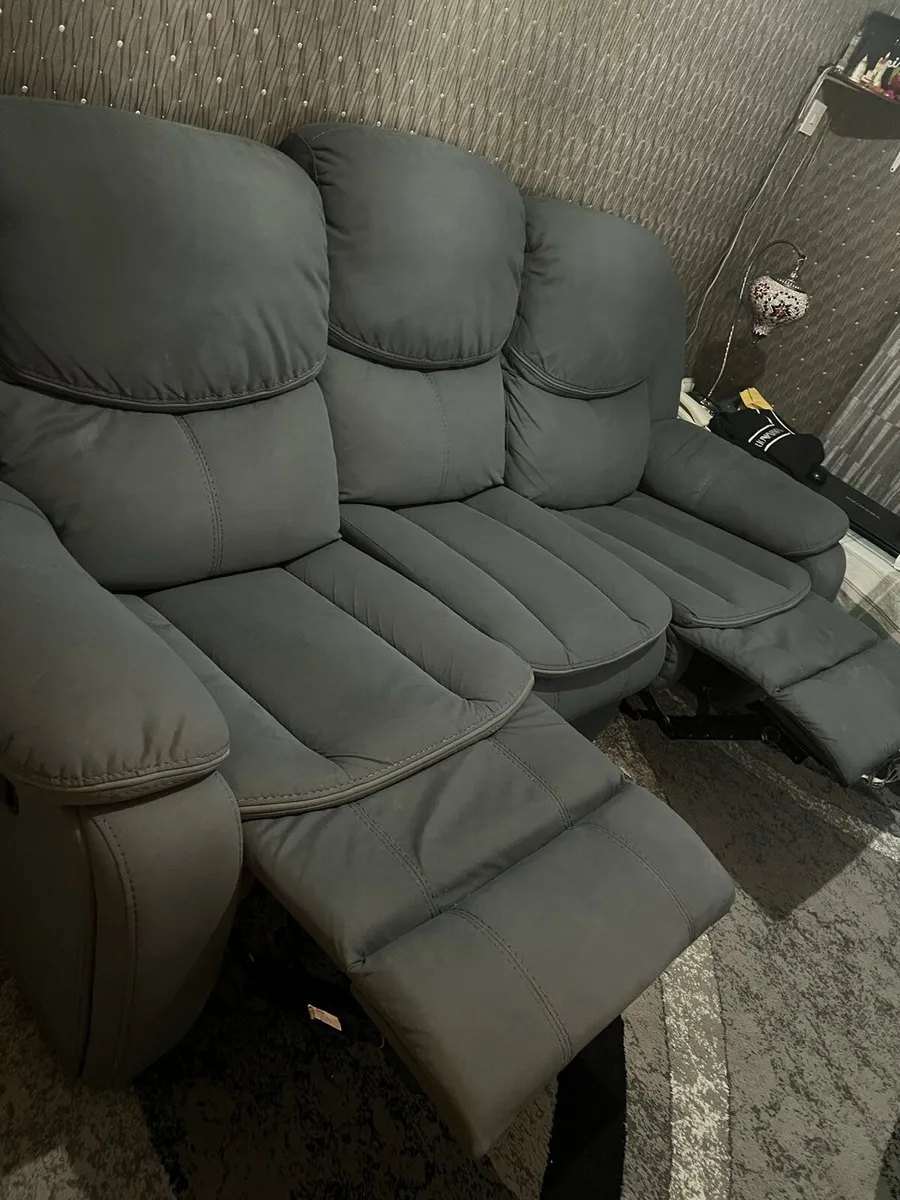 3 seat sofa - Image 4