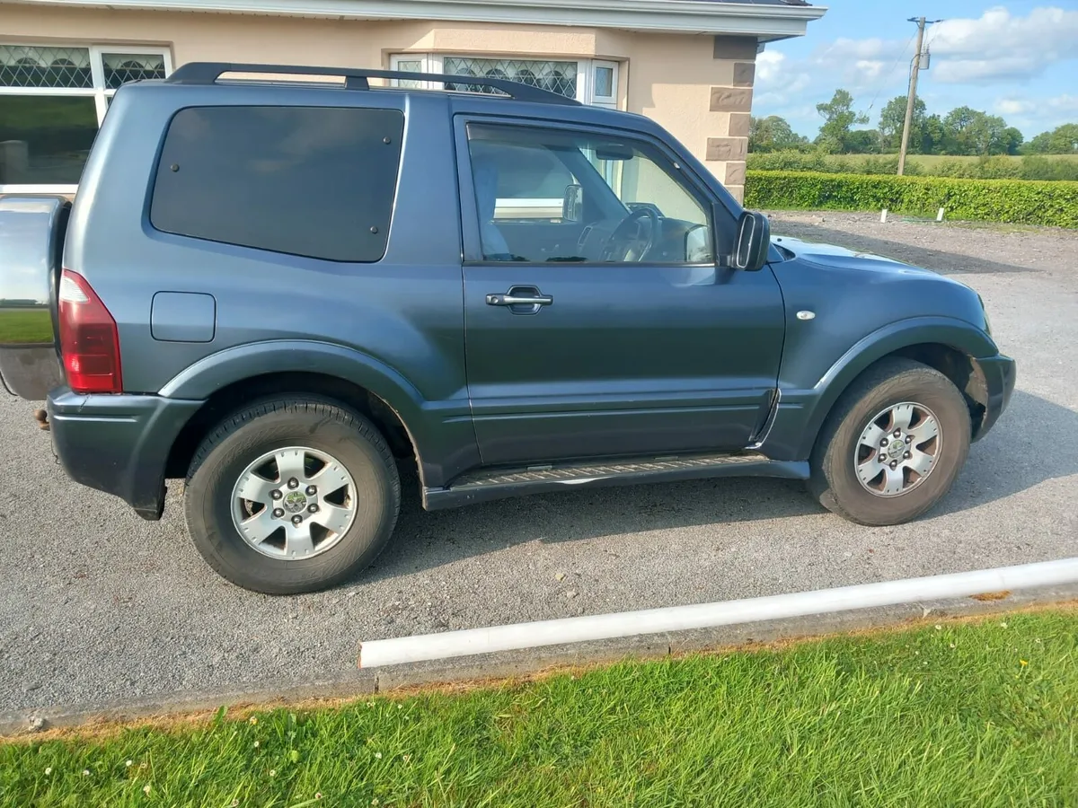 *** Mitsubishi Pajero for sale *** - Image 2