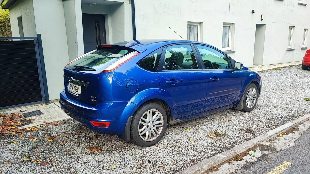 Ford Focus 2009 GHIA - Image 3