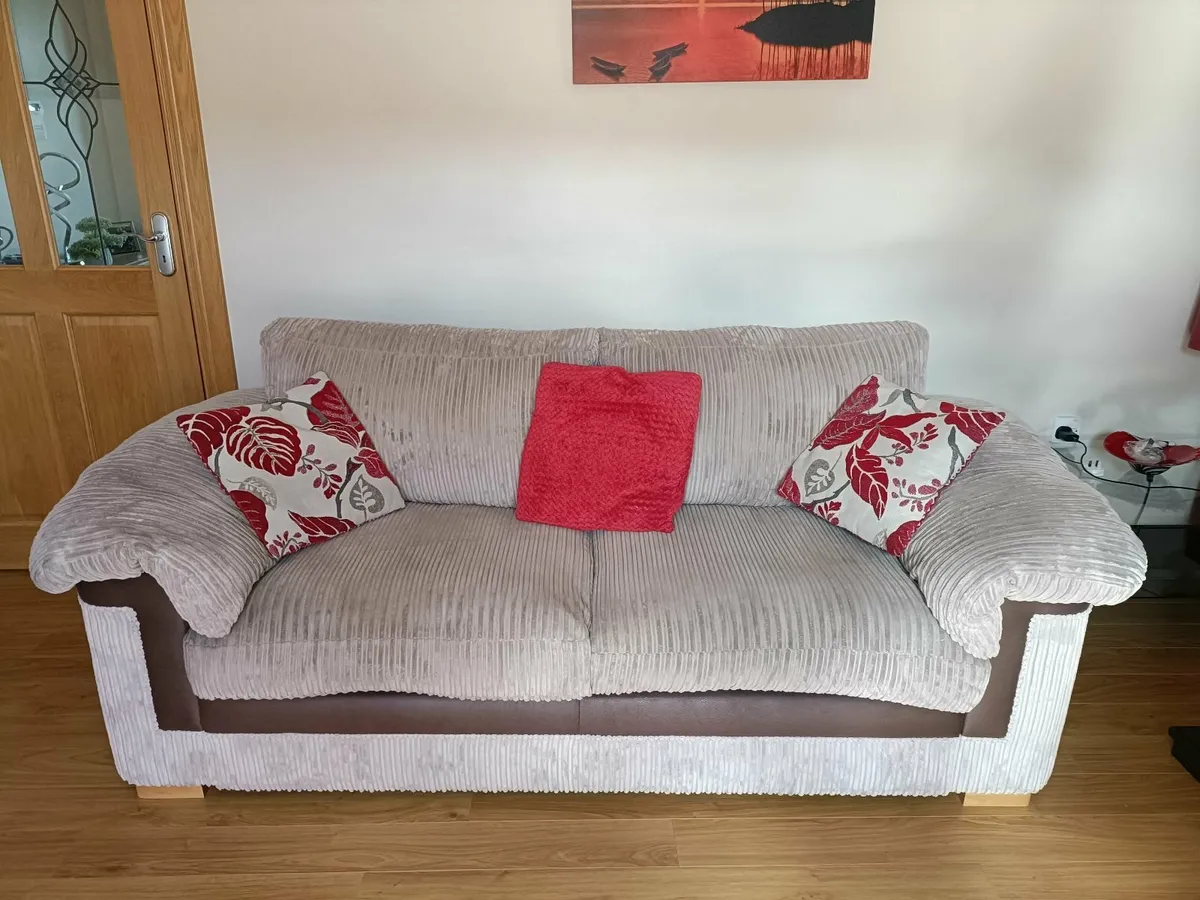 3 seater couch