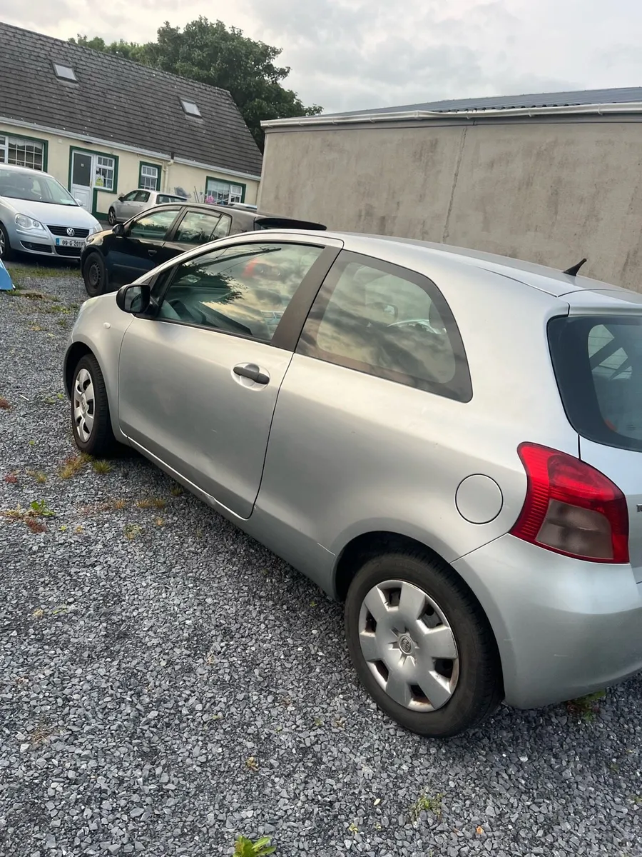 Toyota Yaris - Image 4