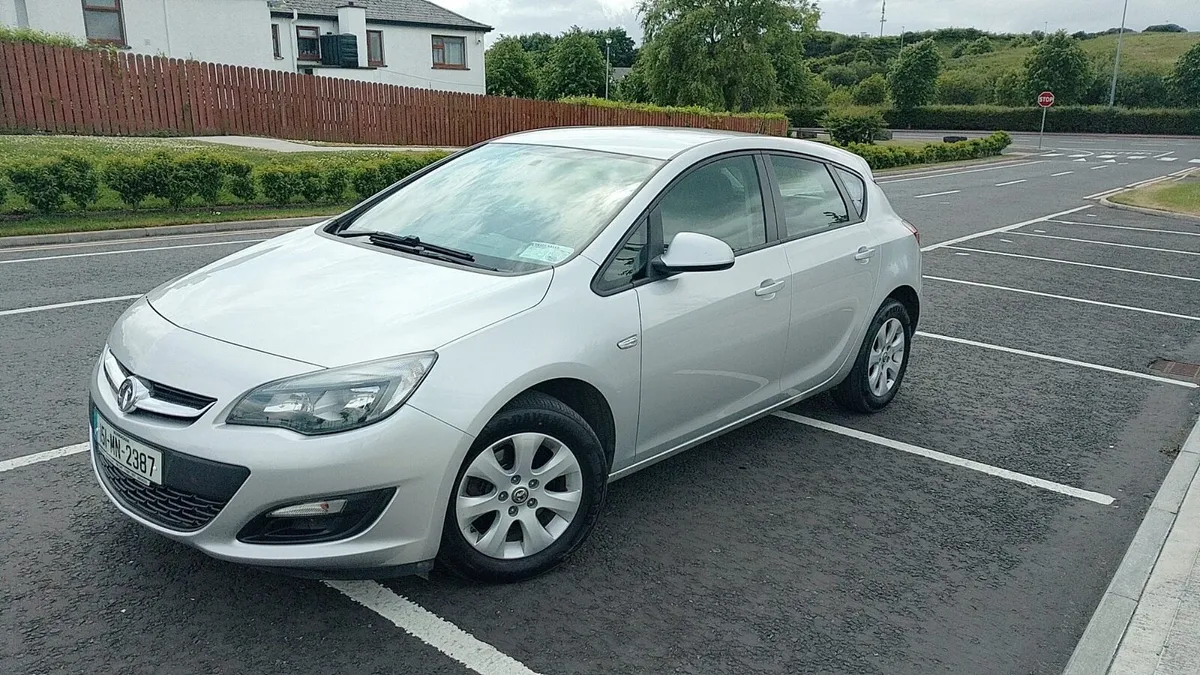 2015 Vauxhall Astra Eco Flex NCT & TAX - Image 1