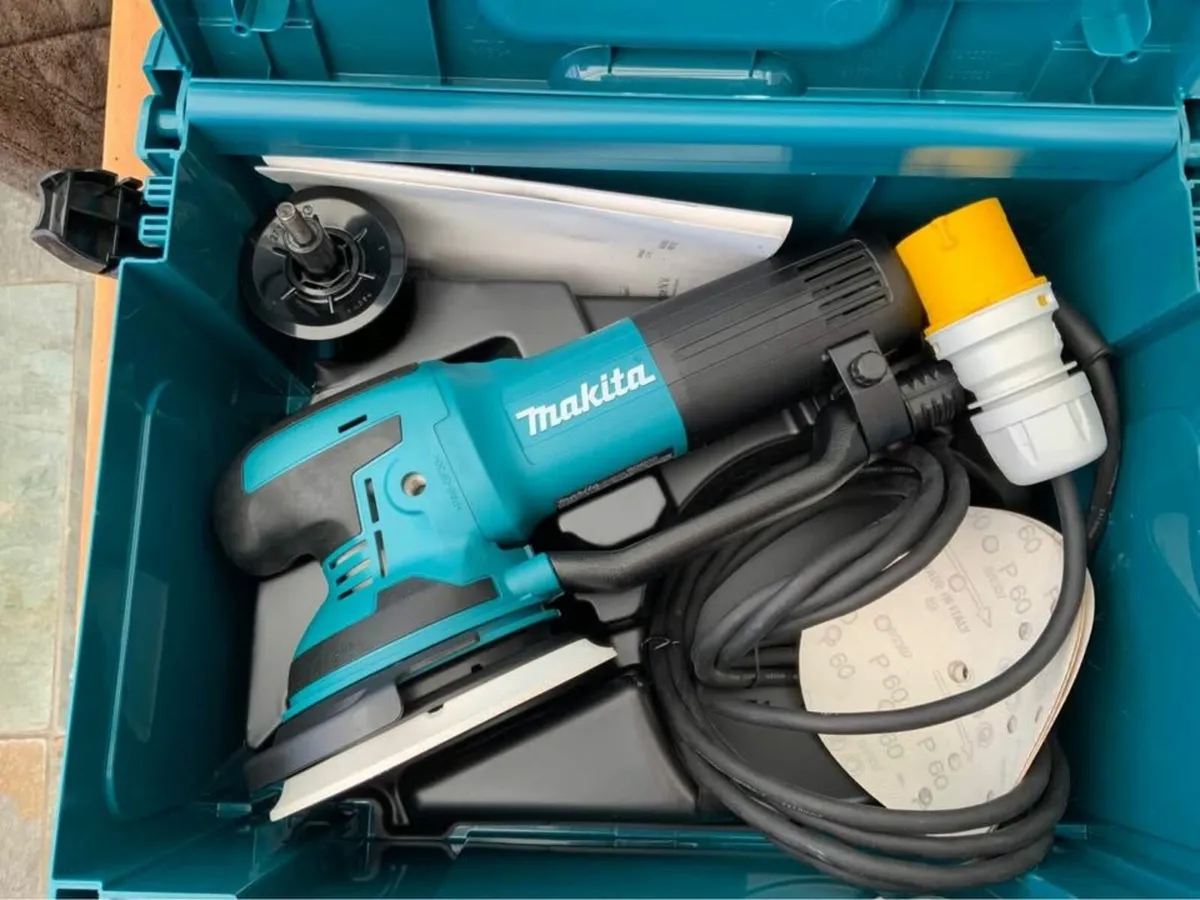 MAKITA BO6050J 150mm 110v SANDER - Image 1