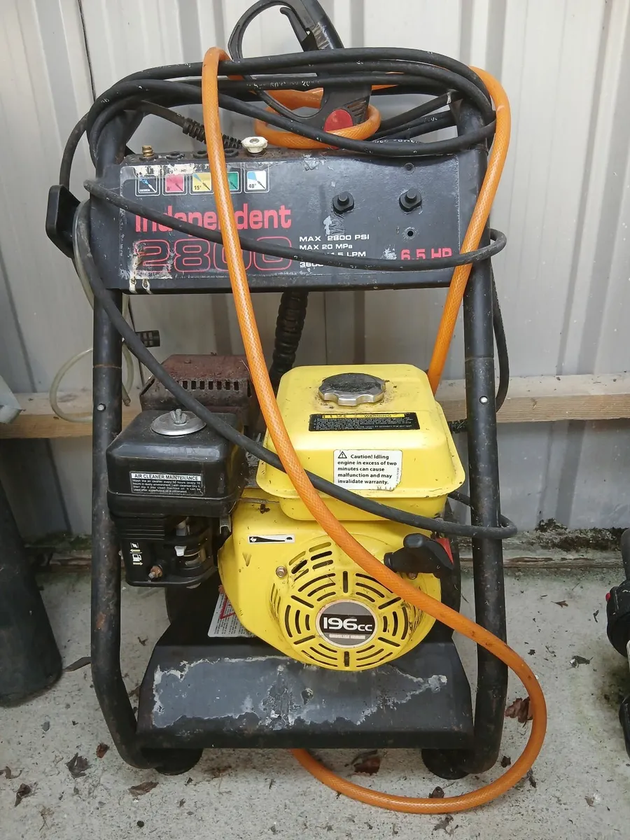 Petrol power washer - Image 2