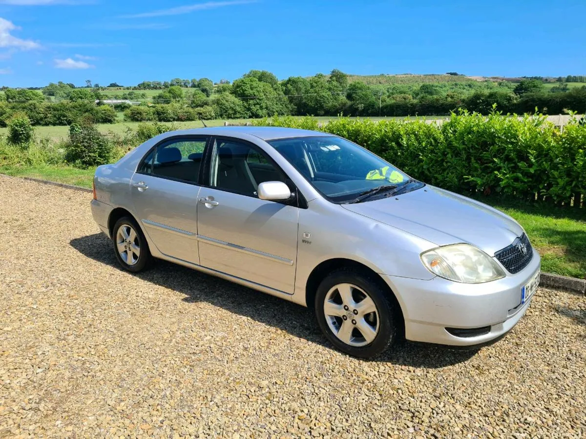 Toyota corolla - Image 1