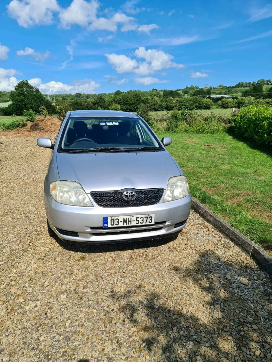 Toyota corolla - Image 2