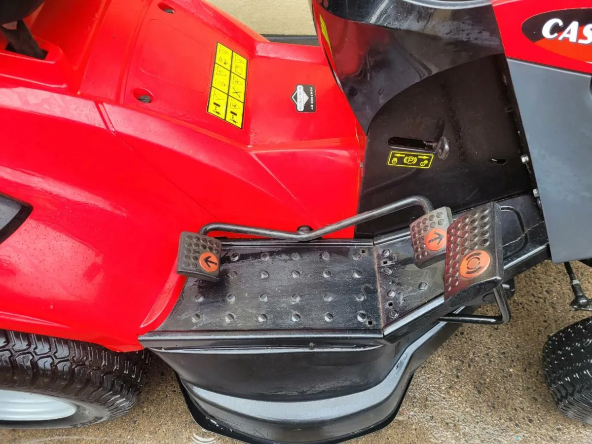 2016 castlegarden lawnmower - Image 3