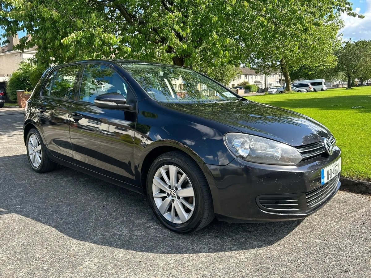 2011 Volkswagen Golf 1.6 TDI // NCT & TAX - Image 1