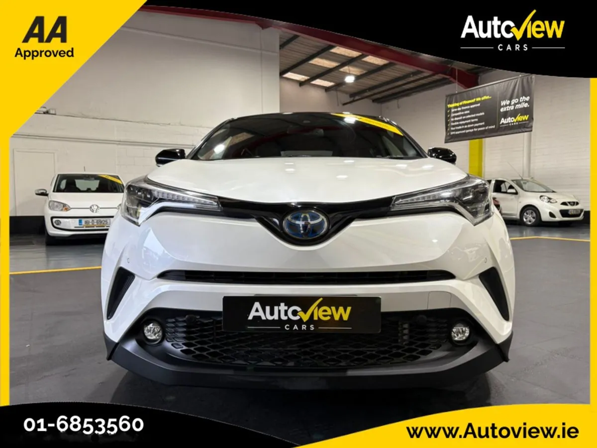 Toyota C-HR Two Tone 1.8 Self-charging Hybrid. AA - Image 3