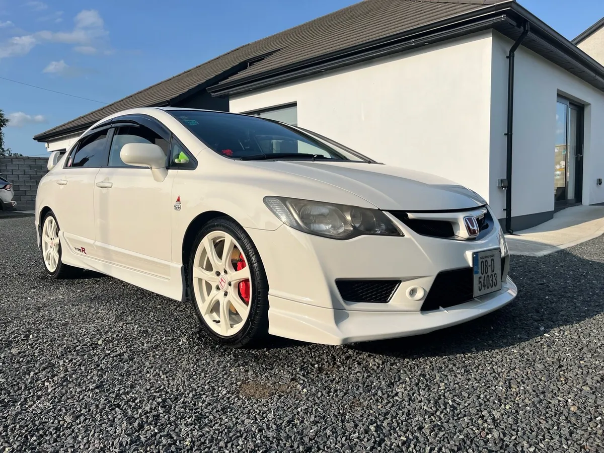 Honda civic Fd2 Type R - Image 1