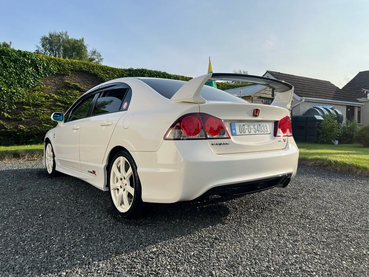 Honda civic Fd2 Type R - Image 3