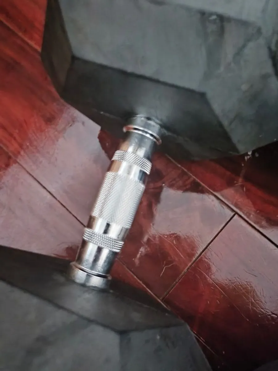 Brand new 47.5 KG Hex Dumbell set - Image 2