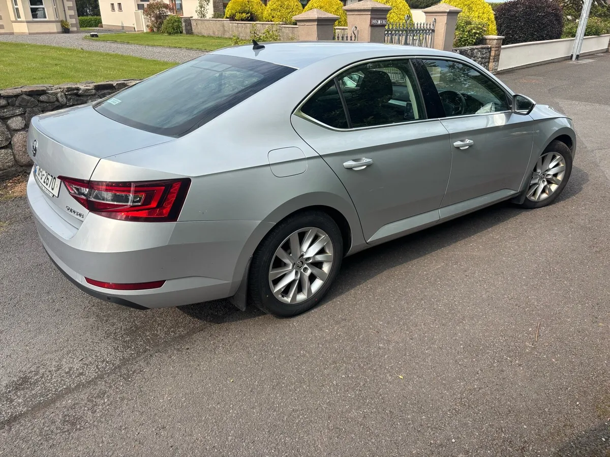2018 Skoda Superb 1.6 TDI 120 BHP Ambition - Image 2